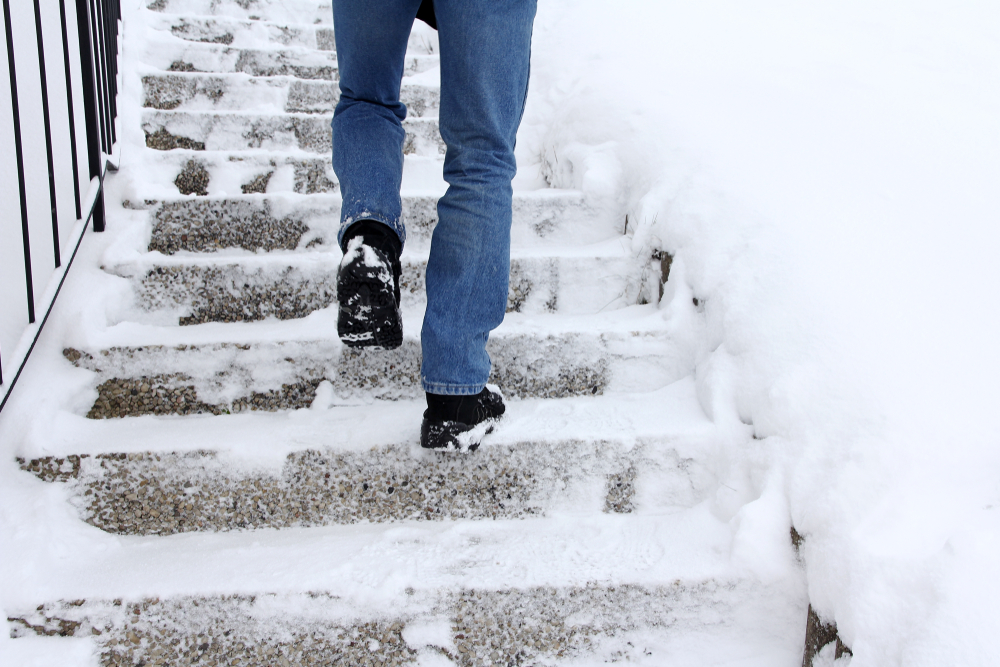 Steps to Take if You Slip and Fall on Ice at Your Apartment 
